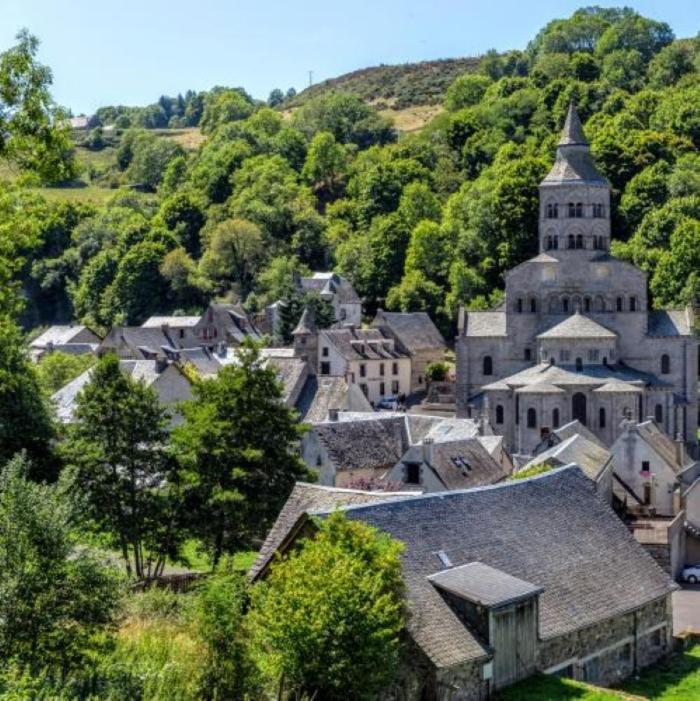 Lilas, Gite Saint Antoine, Orcival, Entre Sancy Et Volcans. Buitenkant foto